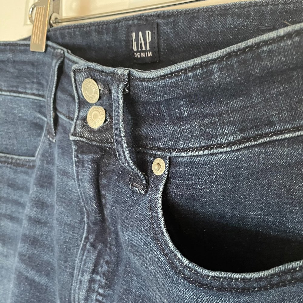 Gap Denim Cigarette sz 27T